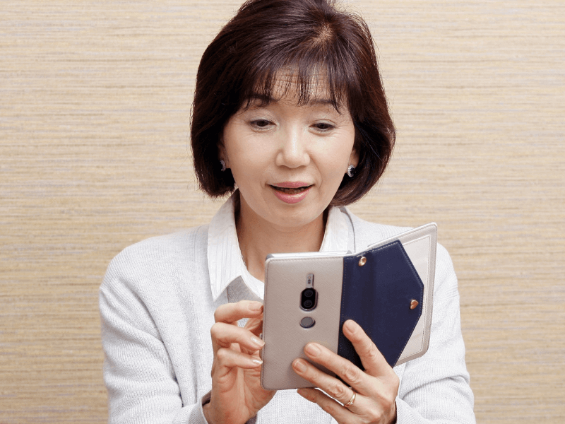 50代のネット利用は「SNS」が当たり前？スマホ利用率は95%超え
