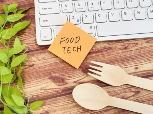 フードテックとは？シニア世代にも新しい食は受け入れられるのか